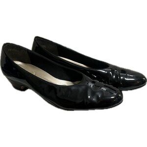Capps Black Patent Pumps